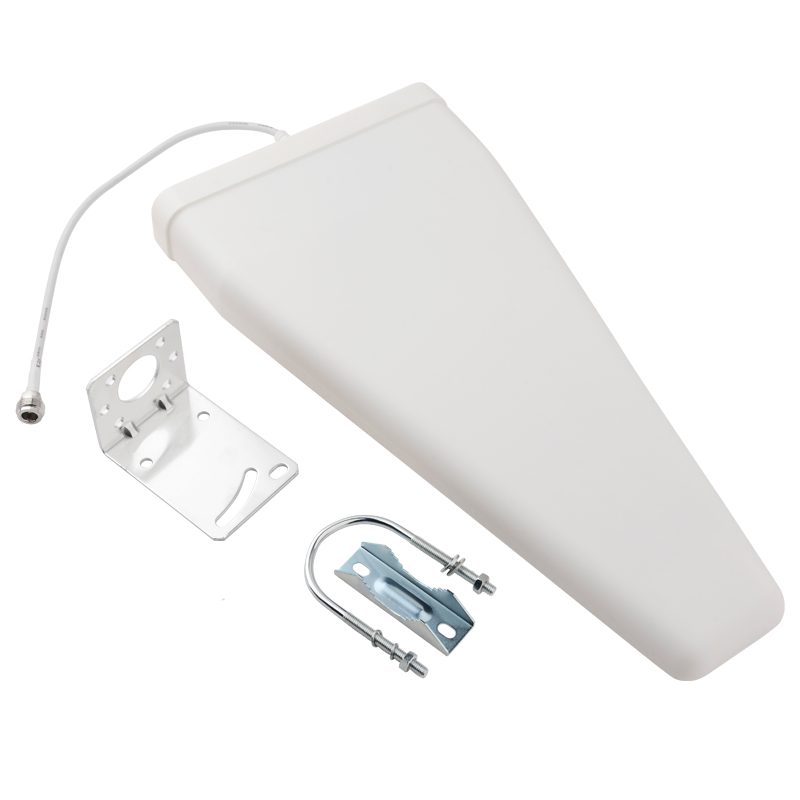  郑场镇对数周期天线定向接收发射700-3700MHz